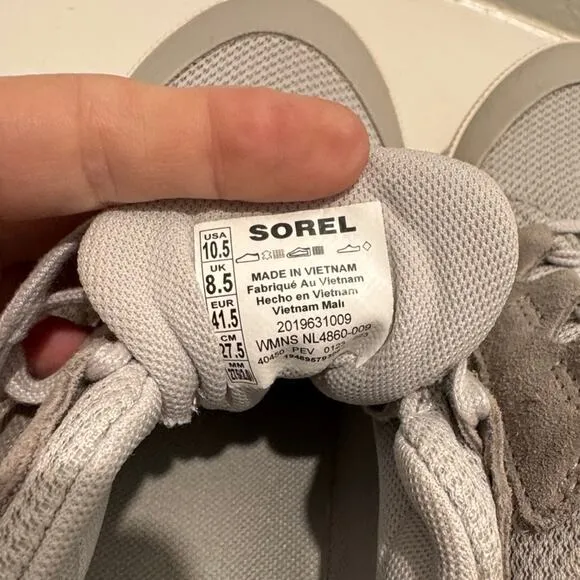 SOREL New $110 Out 'N About III Low Waterproof Gray Sneaker Size Women's 10.5
