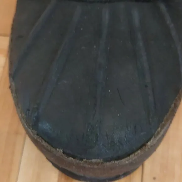 Sorel Sorelia Earhart leather boots size 8