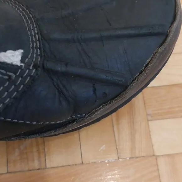Sorel Sorelia Earhart leather boots size 8