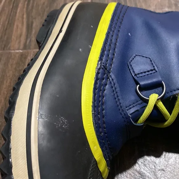 Sorel weatherproof boots