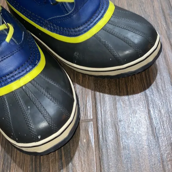 Sorel weatherproof boots