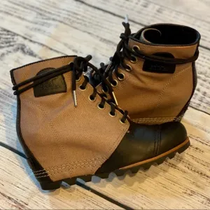 Sorel wedge boots