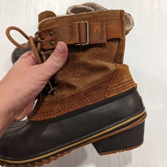 SOREL women's brown suede leather lace-up buckle duck boots NL2125-286