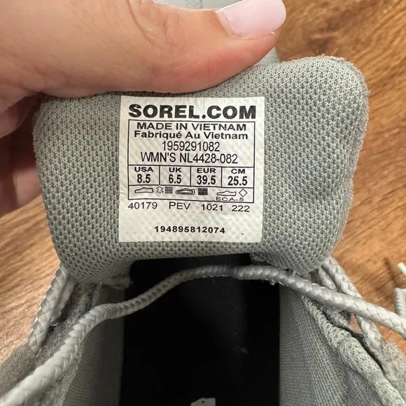 Sorel Womens Out N About III Classic Duck Winter Boots Dove Gray Rubber Size 8.5