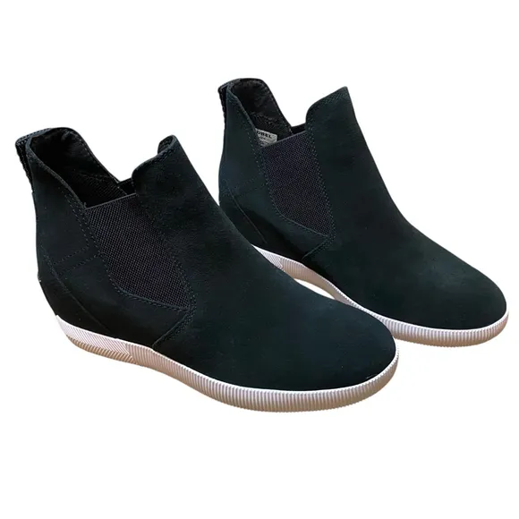 Sorel Women’s Out N About Slip On Size 7 Black Suede Wedge Ankle Boots Leather