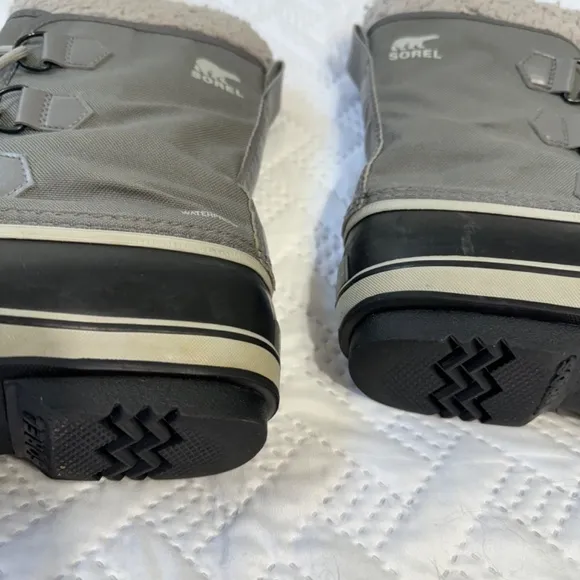 Sorel Yoot Pac Waterproof Weather Resistant Grey Slip On Winter Snow Boots