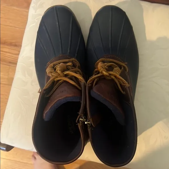 Sperry Duck Boots in Brown and Blue women’s size 11