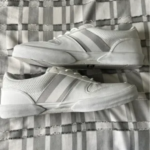 Sperry Halyard Retro Lace Up Sneakers