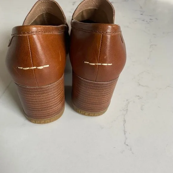 Sperry womens brown leather loafers size 10 excellent unworn condition