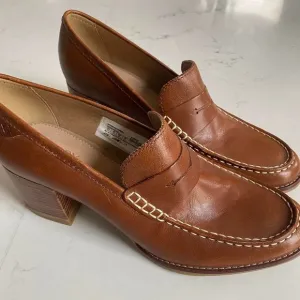 Sperry womens brown leather loafers size 10 excellent unworn condition