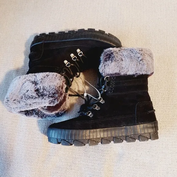 Sperry Women's Torrent Lace Up Waterproof Faux Fur Winter Boot Sz-8.5