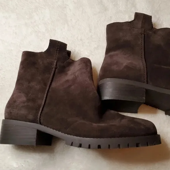 Splendid Pattoon suede chelsea boots, size 7.5