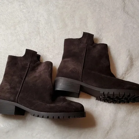 Splendid Pattoon suede chelsea boots, size 7.5