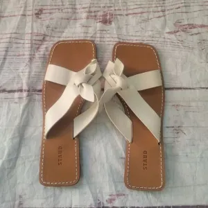 Staud Lei Napa Knot Leather Sandals Size 35