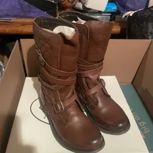Steve Madden Banddit Leather Brown Moto Buckle Boots Women’s Size 7.5 - $170