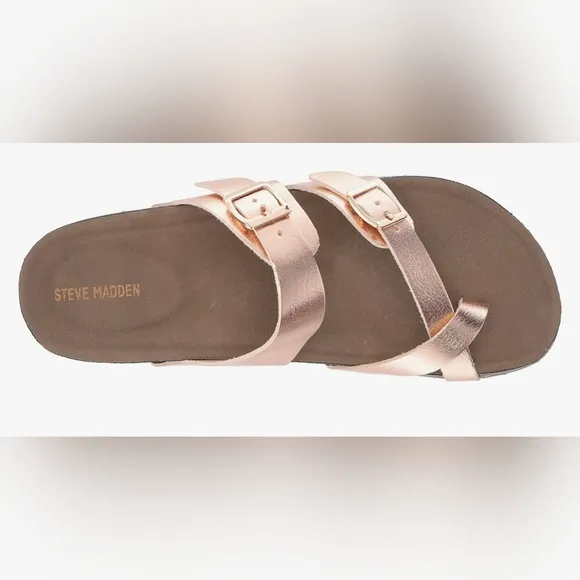 Steve Madden Beached 5 Strappy Flat Sandal Rose Gold Toe Buckle Shoe Size 3 NEW