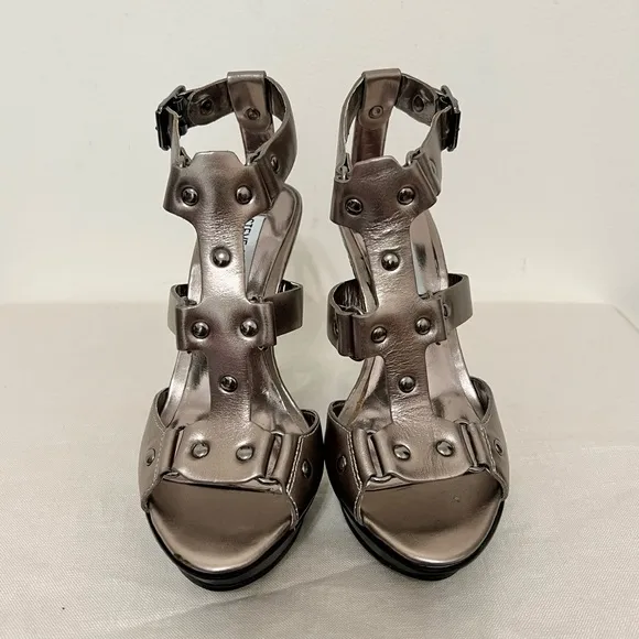 Steve Madden Findd Pewter Stiletto Sandals Mobwife