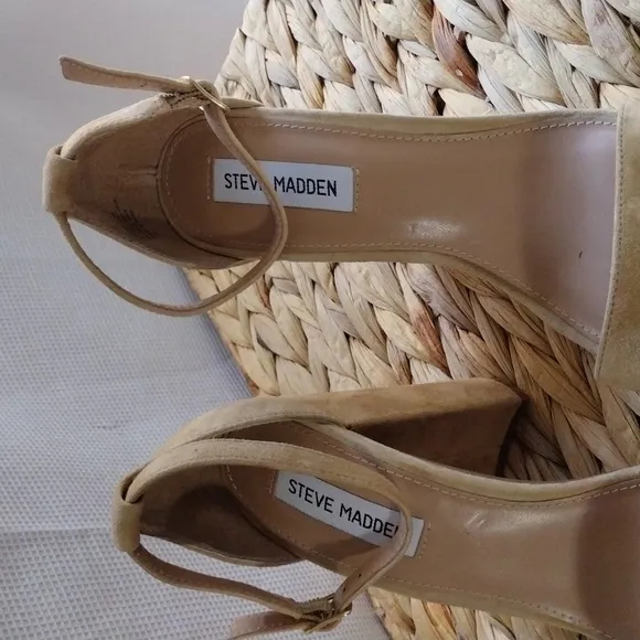 Steve Madden high heels suede sandals 9.5