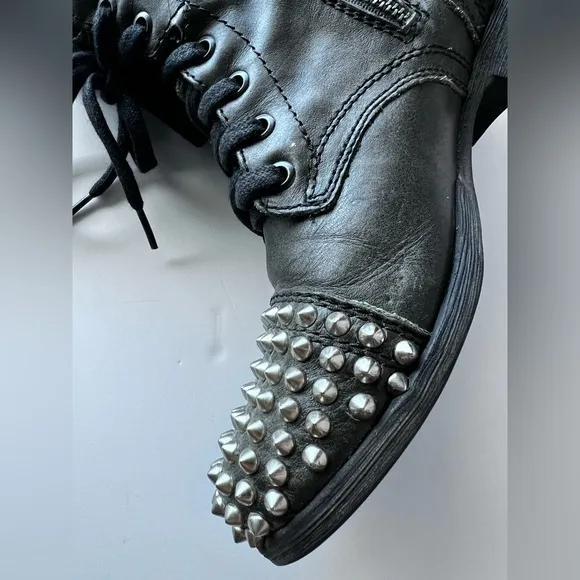 STEVE MADDEN Leather Tarnney SilverStudded Lace Up Ankle Combat Boots, Size 7M