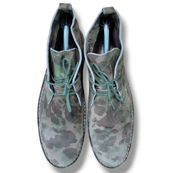 Steve Madden Shoes Size 11 Steve Madden Chuckkaa Boots Camo Leather Chukka Boots