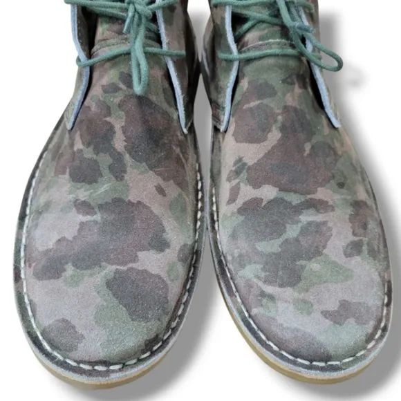 Steve Madden Shoes Size 11 Steve Madden Chuckkaa Boots Camo Leather Chukka Boots