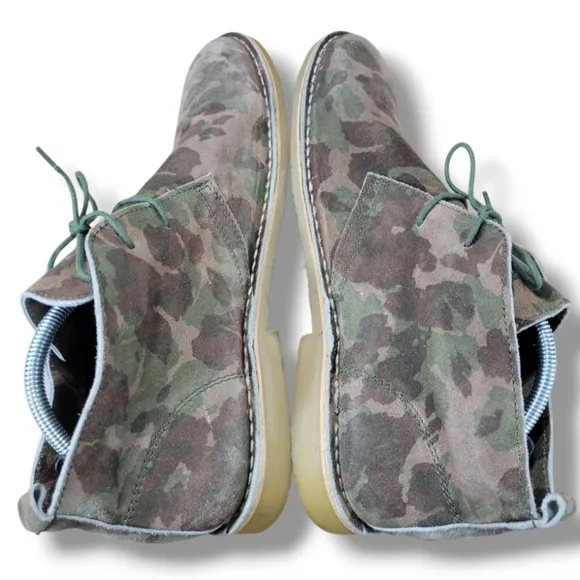 Steve Madden Shoes Size 11 Steve Madden Chuckkaa Boots Camo Leather Chukka Boots