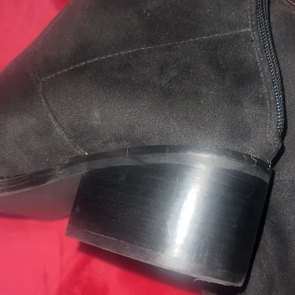 Steve Madden Steve Georgette Over The Knee Black suede boots.  Size 8.  NWOT.