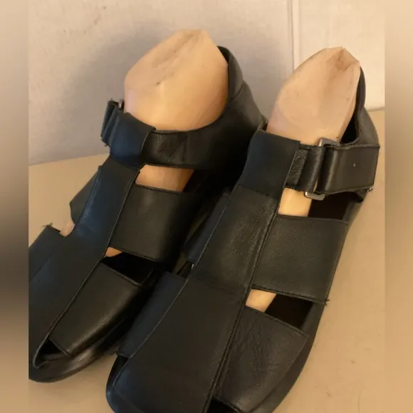 Steve Madden vintage rare men Black Leather woven Sandals Size 12