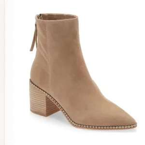 Steve Madden Woman’s Aquarius Suede Boots Natural Tan Size 9.5
