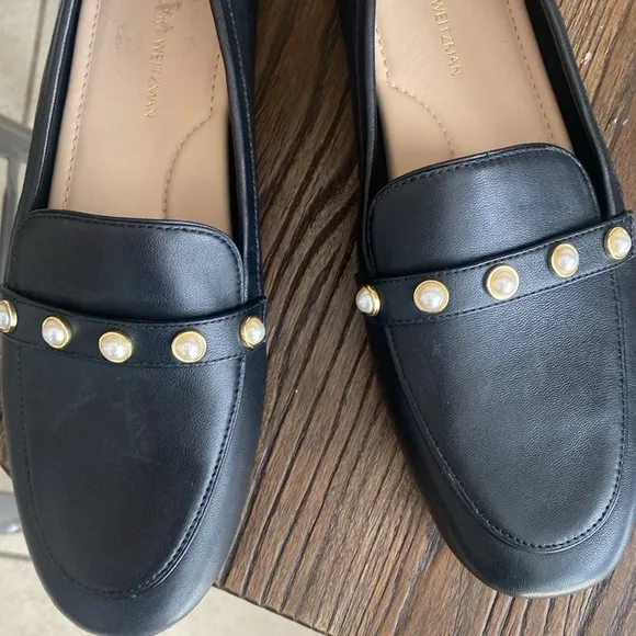 STUART WEITZMAN Allpearls embellished leather loafers like new