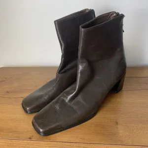 STUART WEITZMAN Ankle Boots Dark Brown Leather Bootie Back Zip US 7.5 Square toe