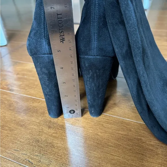 Stuart Weitzman Black Heeled Boots Suede Knee-High