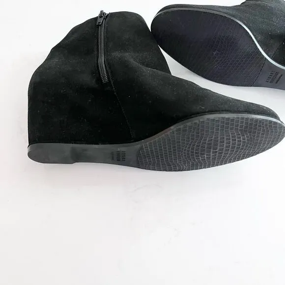 STUART WEITZMAN black 'Sidetrack' suede wedge ANKLE BOOTS