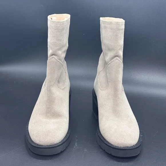 STUART WEITZMAN Boulevard Suede Ankle Boots SZ5