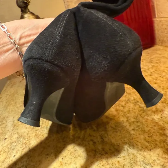 Stuart Weitzman Chic Black Over-the-Knee suede  Boots size 6 1/2