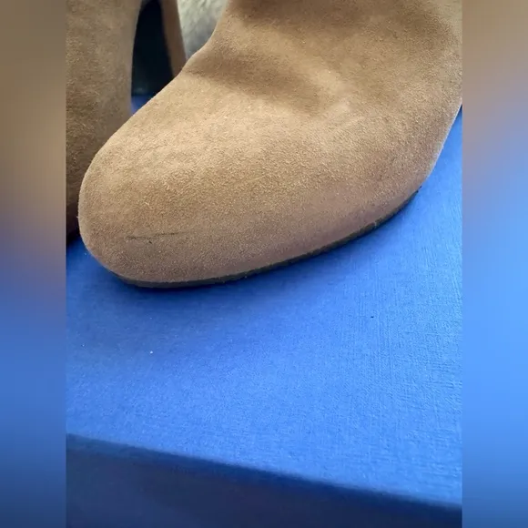 Stuart Weitzman Gianella Yuliana Taupe Tan Brown Suede Bootie Boots *  38.5 8