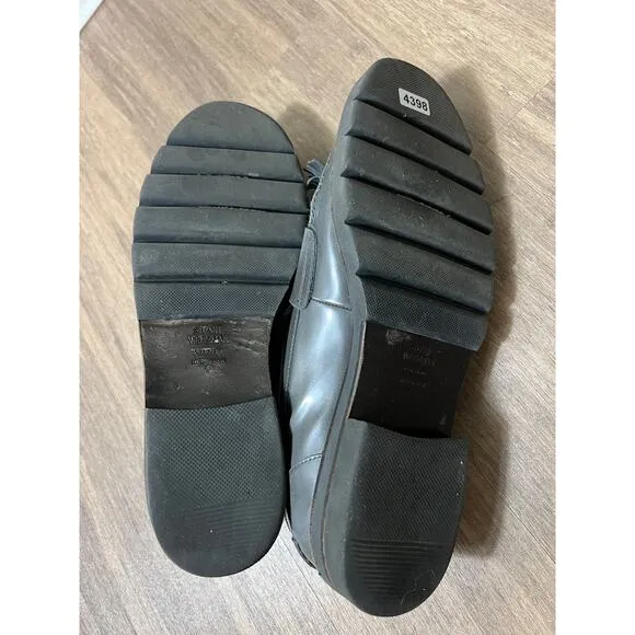 Stuart Weitzman Leather Loafers with Tassal size 8