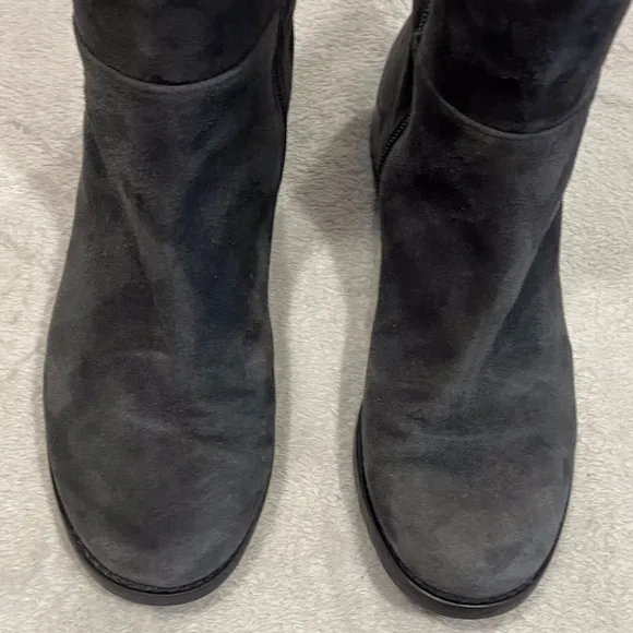 Stuart Weitzman Over-the-Knee Boots Gray Suede Women’s Size 7