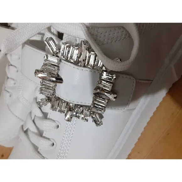 STUART WEITZMAN SW SHINE BUCKLE SNEAKER women 10B eu 40.5 white rhinestones