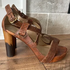 Stuart Weitzman Women's Crocodile Phoenix Leather Sandals Brown Size 7