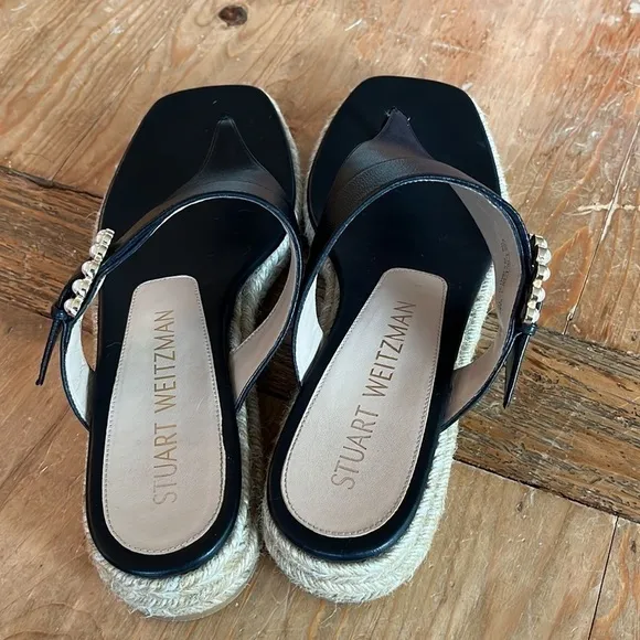 STUART Weitzman Women’s Pearl Wedge Embellished Thong Sandals Black Jute 10