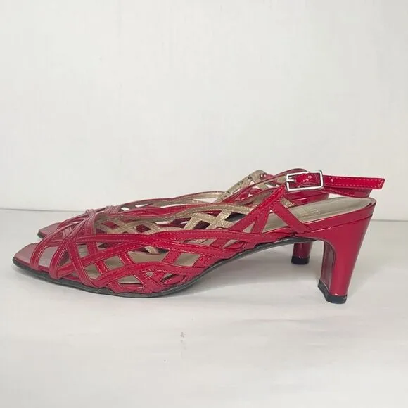 Stuart Weitzman 90s Linner Sandals Red patent Leather Strappy Low Heels 7.5