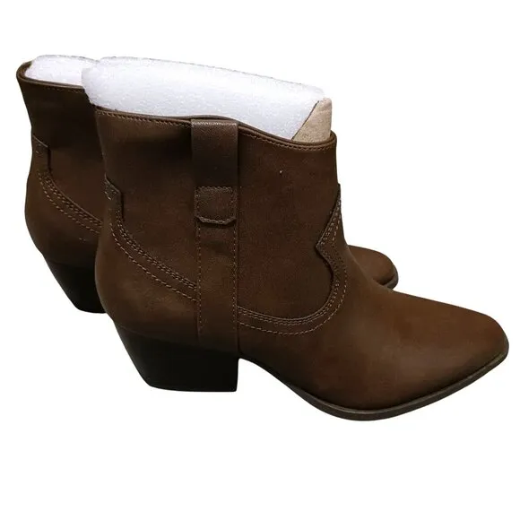 Style &amp; Co. Perriee Zipper Pointed Toe Cowboy, Western Boots in Brown, Size‎ 8.5