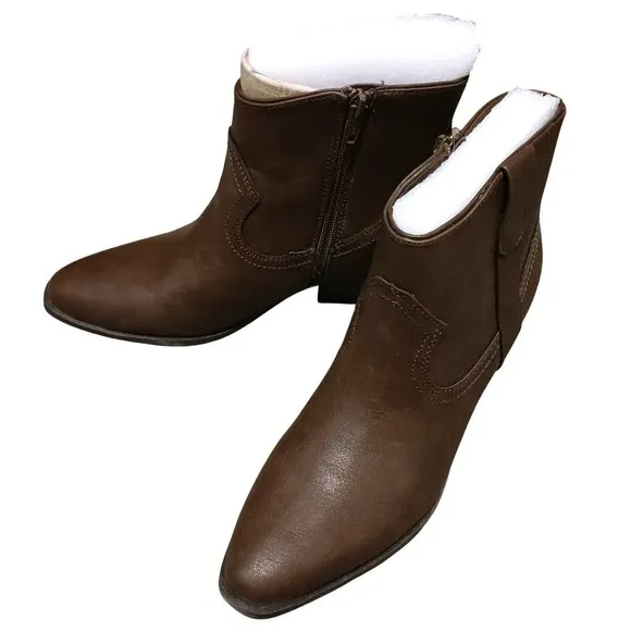 Style &amp; Co. Perriee Zipper Pointed Toe Cowboy, Western Boots in Brown, Size‎ 8.5