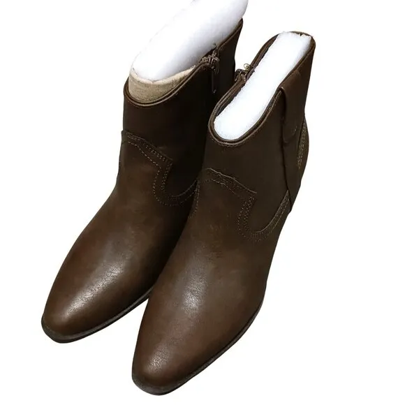 Style &amp; Co. Perriee Zipper Pointed Toe Cowboy, Western Boots in Brown, Size‎ 8.5