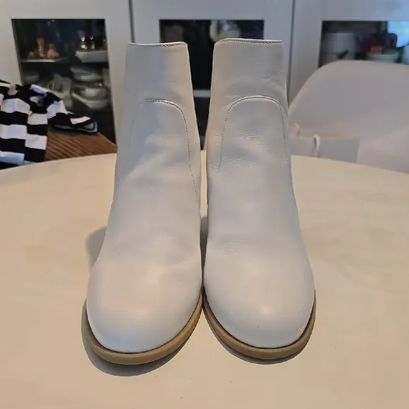 Stylish White Leather Boots
