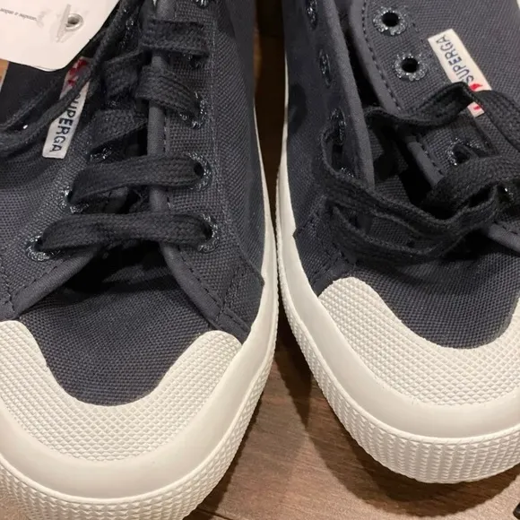 Superga toecap fashion sneakers NWT