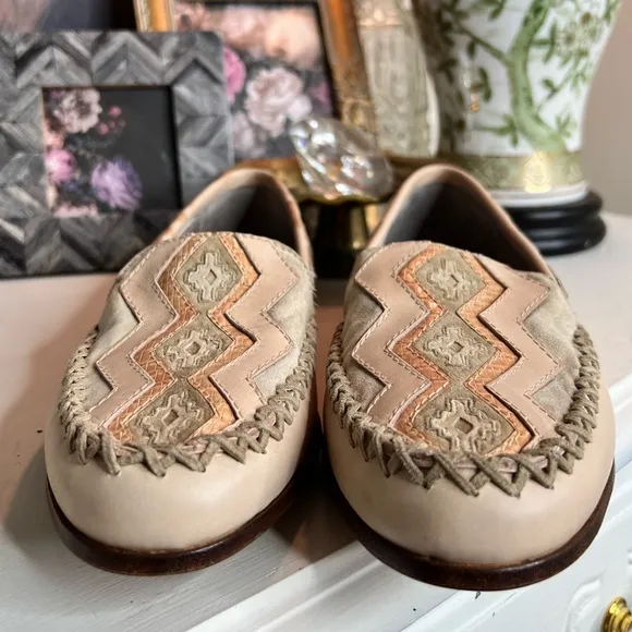 Susan Bennis Warren Edwards Italian Handmade Southwest loafers