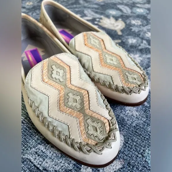 Susan Bennis Warren Edwards Italian Handmade Southwest loafers