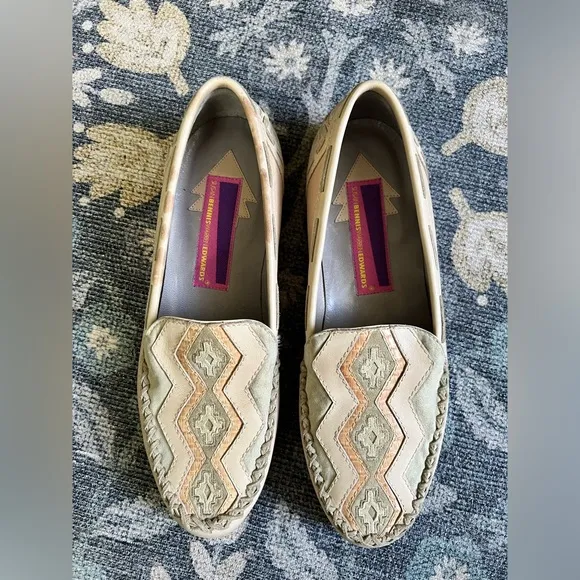 Susan Bennis Warren Edwards Italian Handmade Southwest loafers